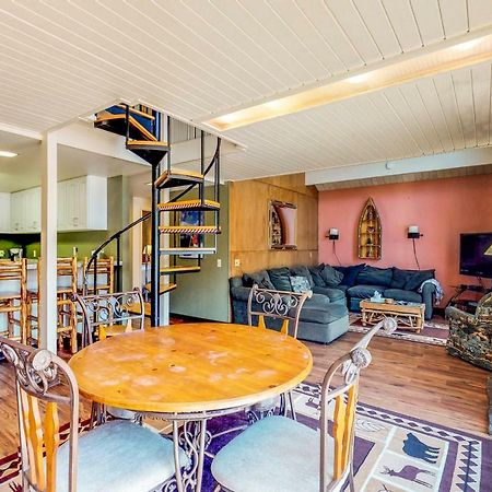Waterfront Apres' Ski Cabin Vila South Lake Tahoe Exterior foto
