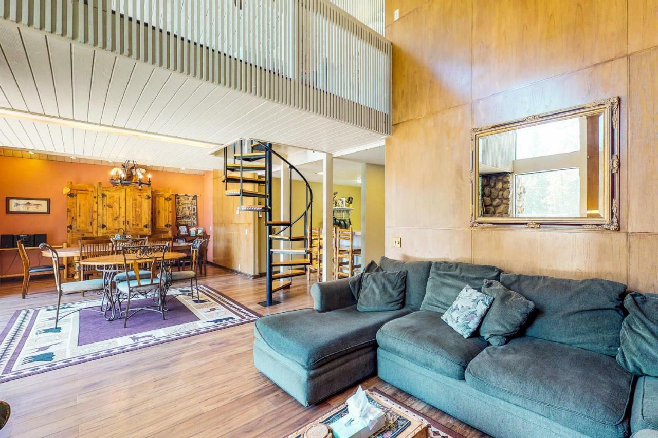 Waterfront Apres' Ski Cabin Vila South Lake Tahoe Exterior foto