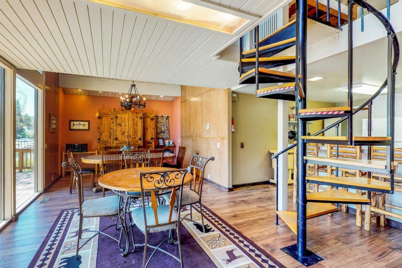 Waterfront Apres' Ski Cabin Vila South Lake Tahoe Exterior foto
