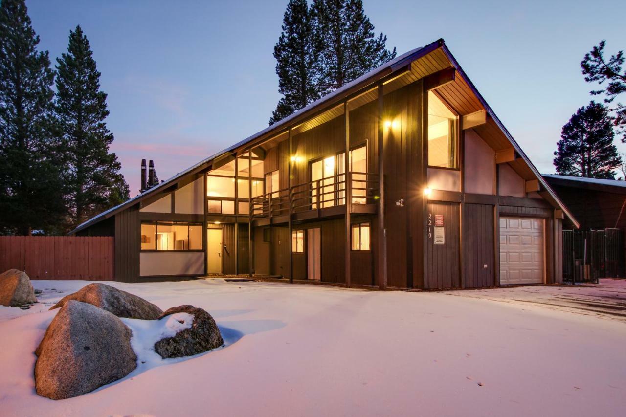 Waterfront Apres' Ski Cabin Vila South Lake Tahoe Exterior foto