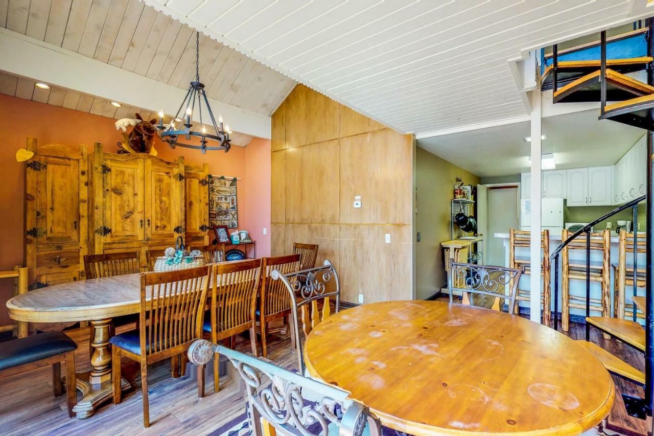 Waterfront Apres' Ski Cabin Vila South Lake Tahoe Exterior foto
