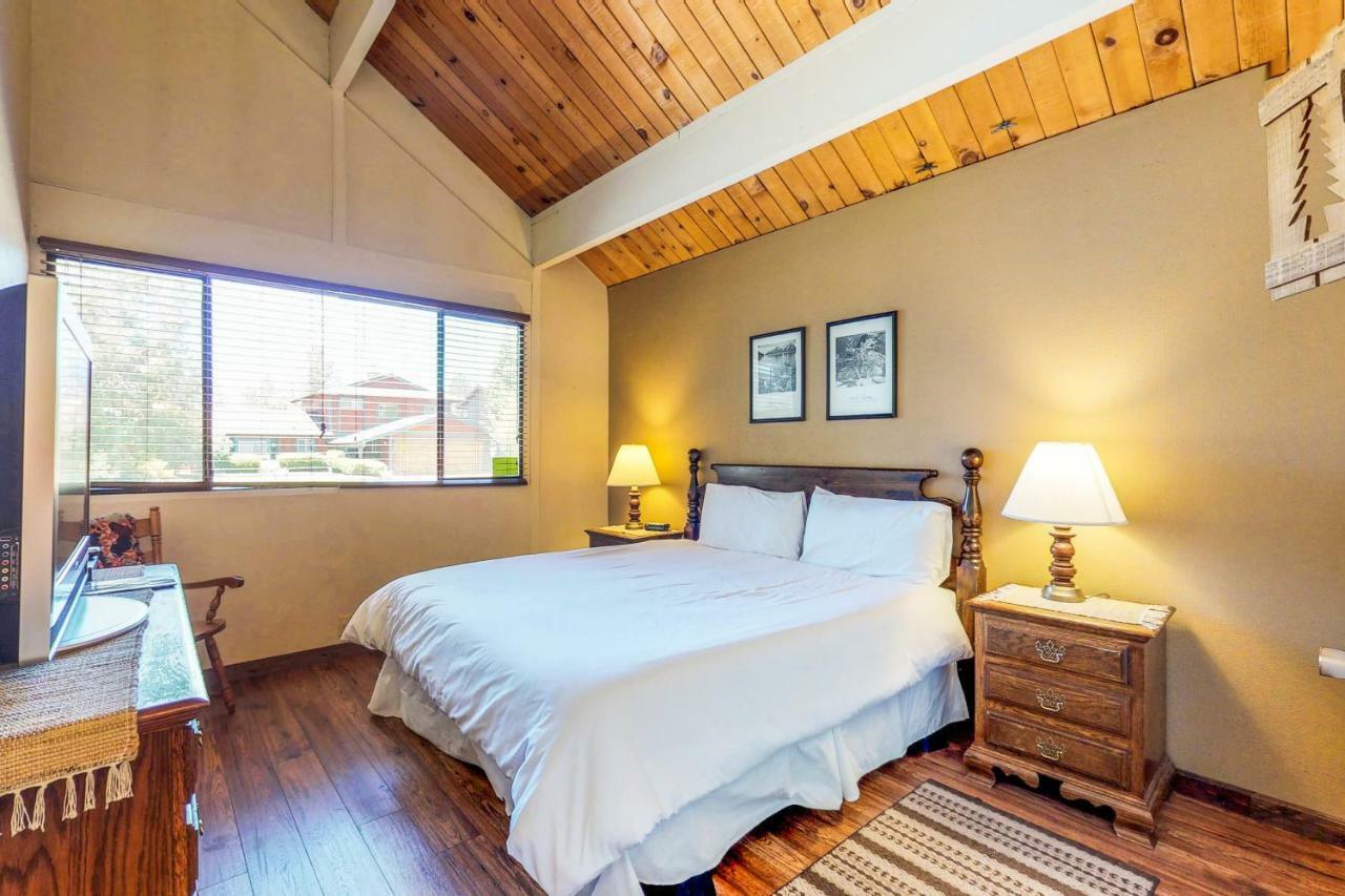 Waterfront Apres' Ski Cabin Vila South Lake Tahoe Exterior foto